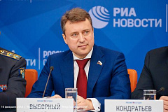 Анатолий ВЫБОРНЫЙ: «Необходимо способствовать мирному урегулированию армяно-азербайджанского конфликта, по максимуму используя возможности и механизмы в том числе миротворческой деятельности ОДКБ»