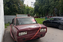 25.08.2025 г. в соответствии с постановлением Правительства Москвы от 20.04.2023 № 696-ПП по адресу: Россошанский проезд, д.5, к.1 выявлено транспортное средство марки ВАЗ 2105, государственный регистрационный знак отсутствует, обладающее признаками броше
