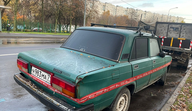 27.10.2025 г. в соответствии с постановлением Правительства Москвы от 20.04.2023 № 696-ПП по адресу: Россошанский проезд выявлено транспортное средство марки ВАЗ 2107 государственный регистрационный знак Н983МА71, обладающее признаками брошенного ТС.