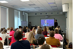 Лекцию о журналистике прочитал  спортивный комментатор и телеведущий в МГУСиТе